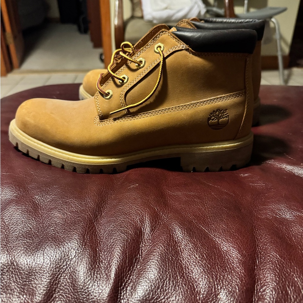 Timberland Men's Chukka Waterproof Nubuck  Boots